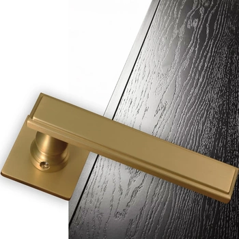 Дверная ручка из латуни CITY collection С343 золото