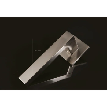 Латунная дверная ручка CITY collection Е025 сатин грей