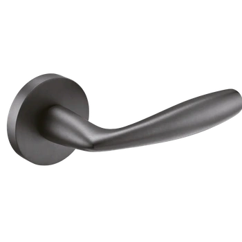 Дверная ручка из латуни CITY collection Е028 черная