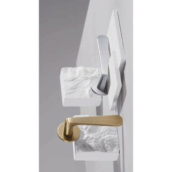 Дверные ручки премиум LIGHT collection 072 серебро