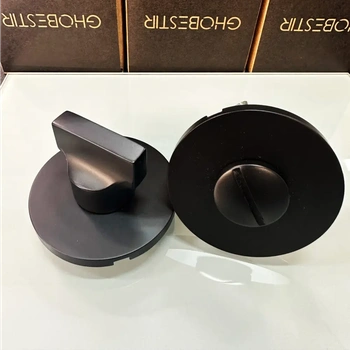 Санитарная завертка круглая черный / 121