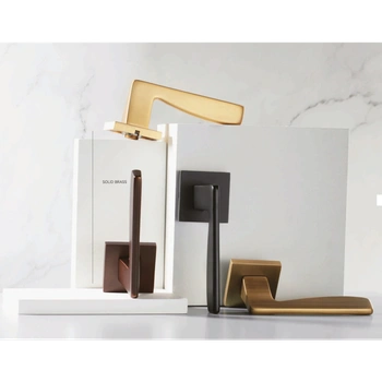 Дверная ручка из латуни медь CITY collection 011