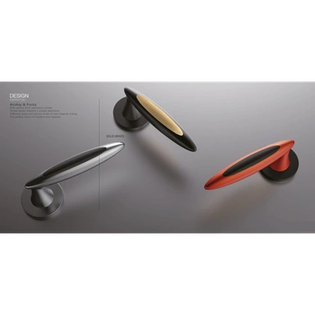 Дверная ручка из латуни ART collection 060 космос