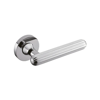 Дверная ручка из хрома UNIQA collection 012 серебро